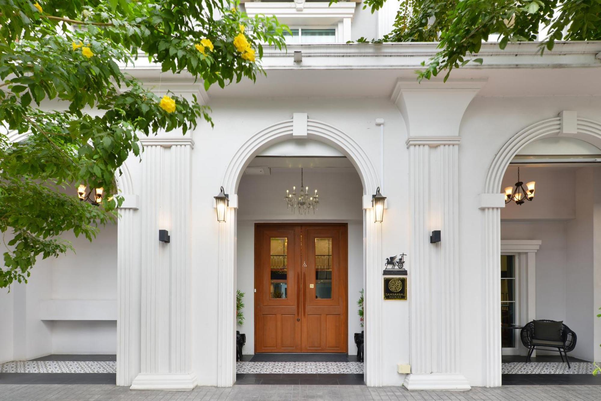 普拉纳科恩别墅酒店–罗莱夏朵 曼谷 外观 照片 The entrance of the hotel