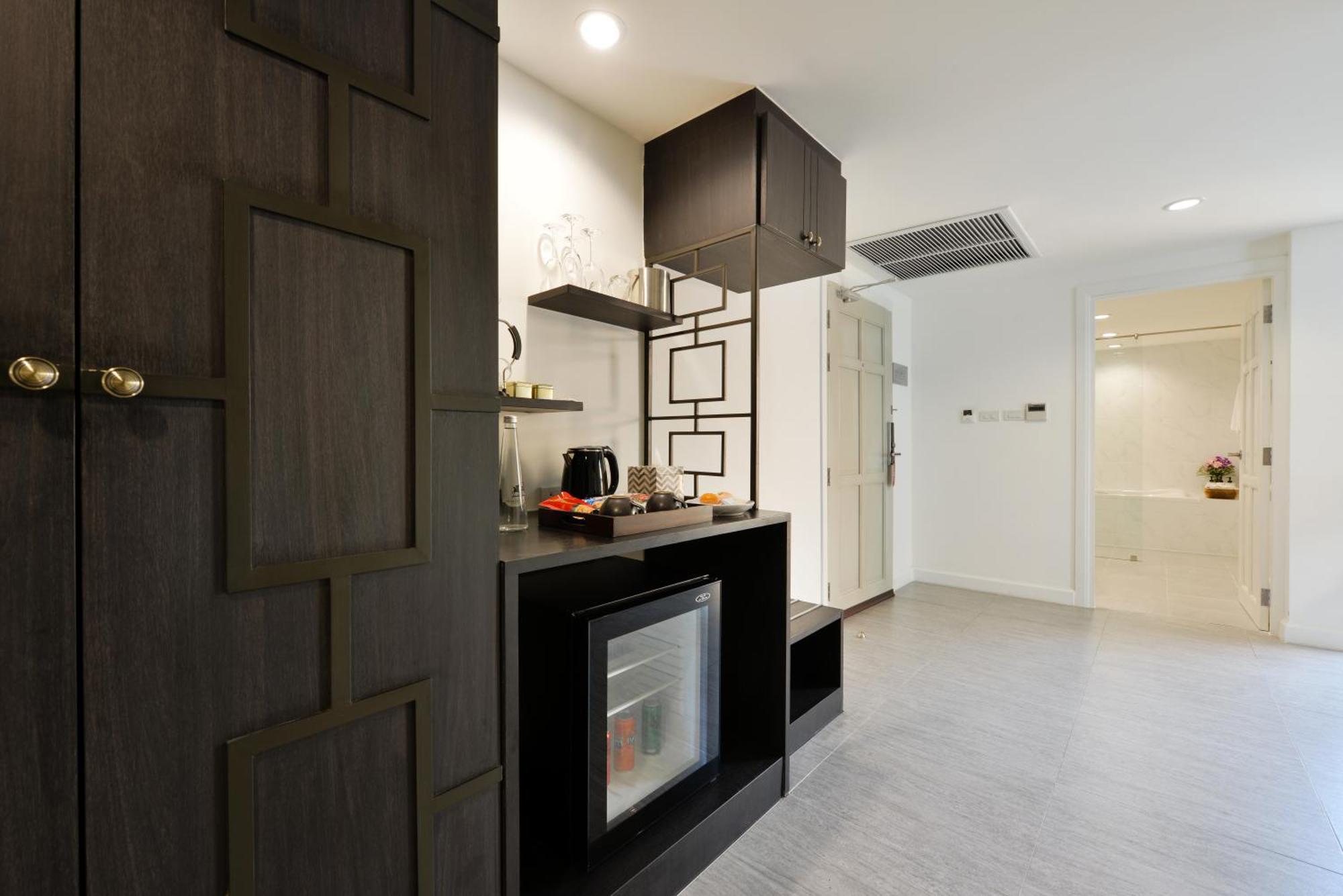 普拉纳科恩别墅酒店–罗莱夏朵 曼谷 外观 照片 A kitchen in a serviced apartment