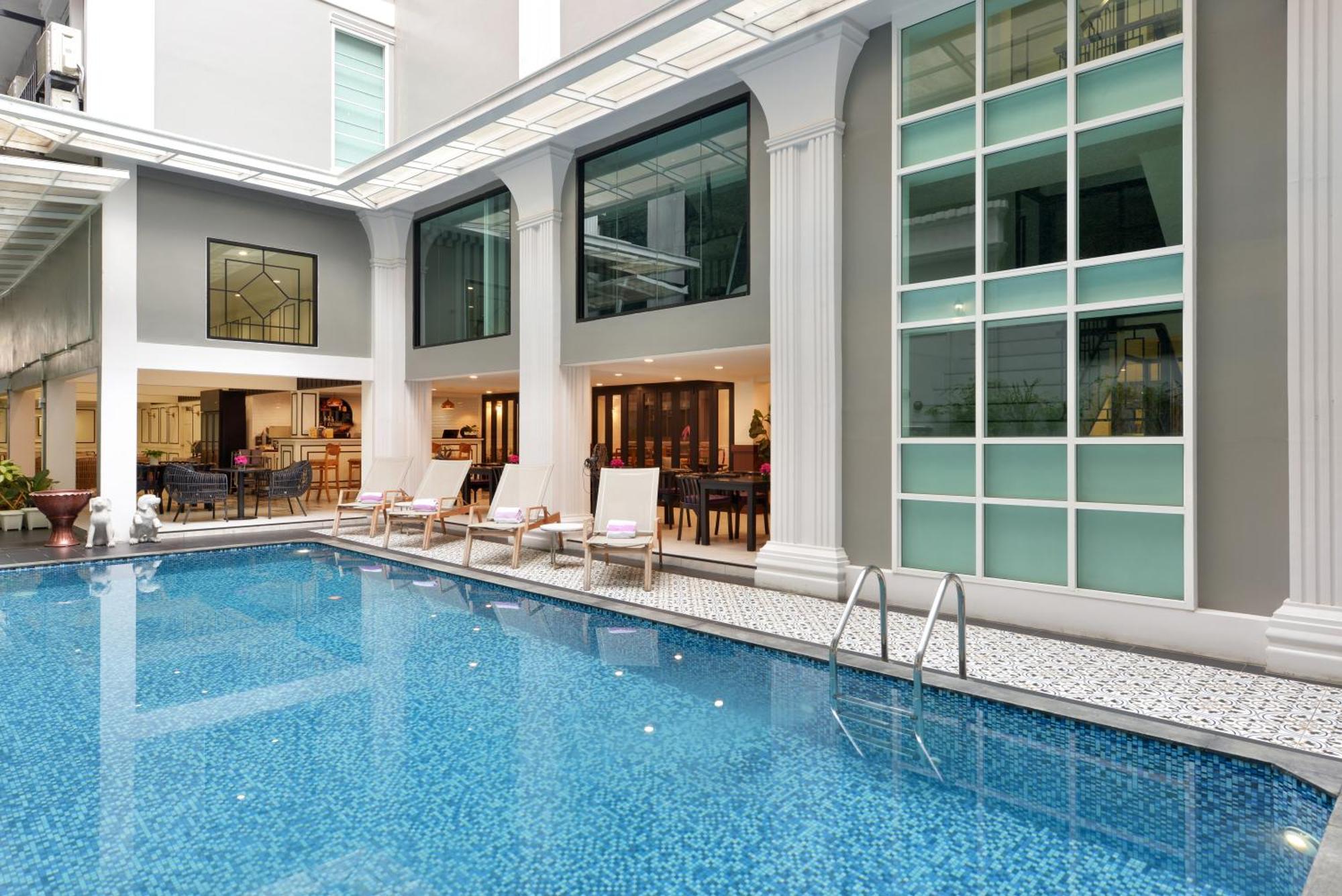 普拉纳科恩别墅酒店–罗莱夏朵 曼谷 外观 照片 The swimming pool at the hotel